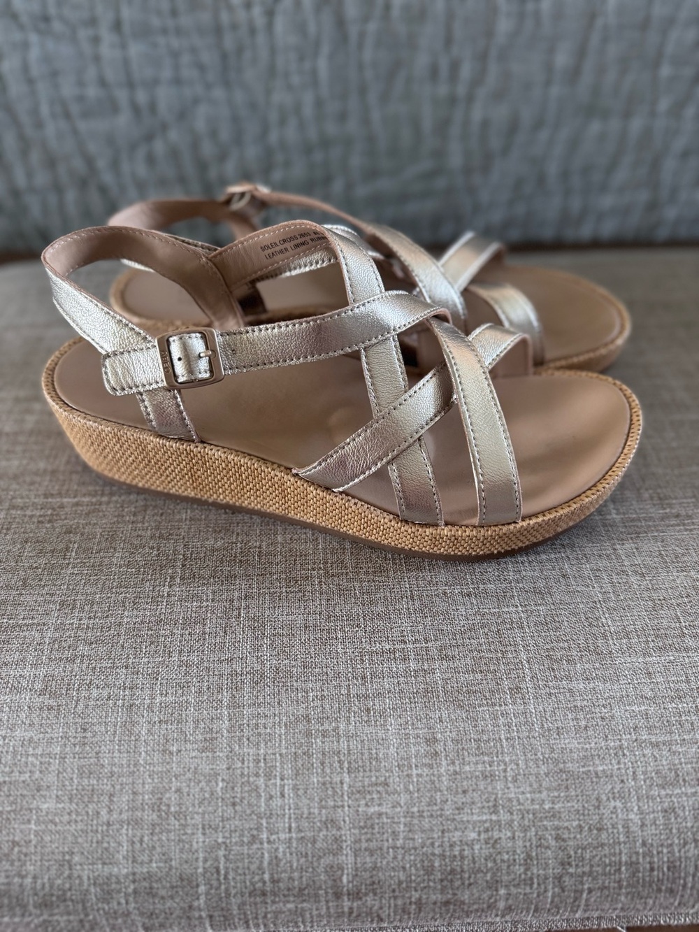 Abeo Soleil Cross sandals